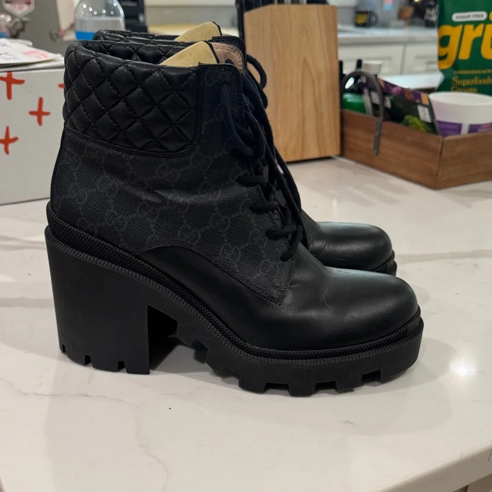 Gucci Women's Black Quilted Lace-Up Boots - Picture 5 of 7